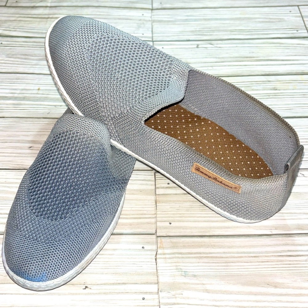 Tommy Bahama Gray Knit Slip on Shoes Sneakers Women’s Sneakers Size 8